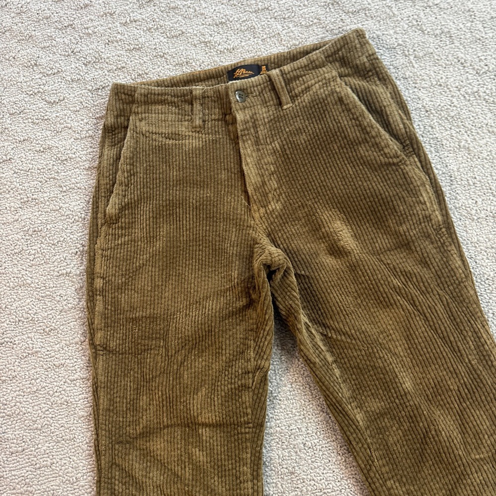 L.L. Bean women’s Corduroy Pants in Olive Brown